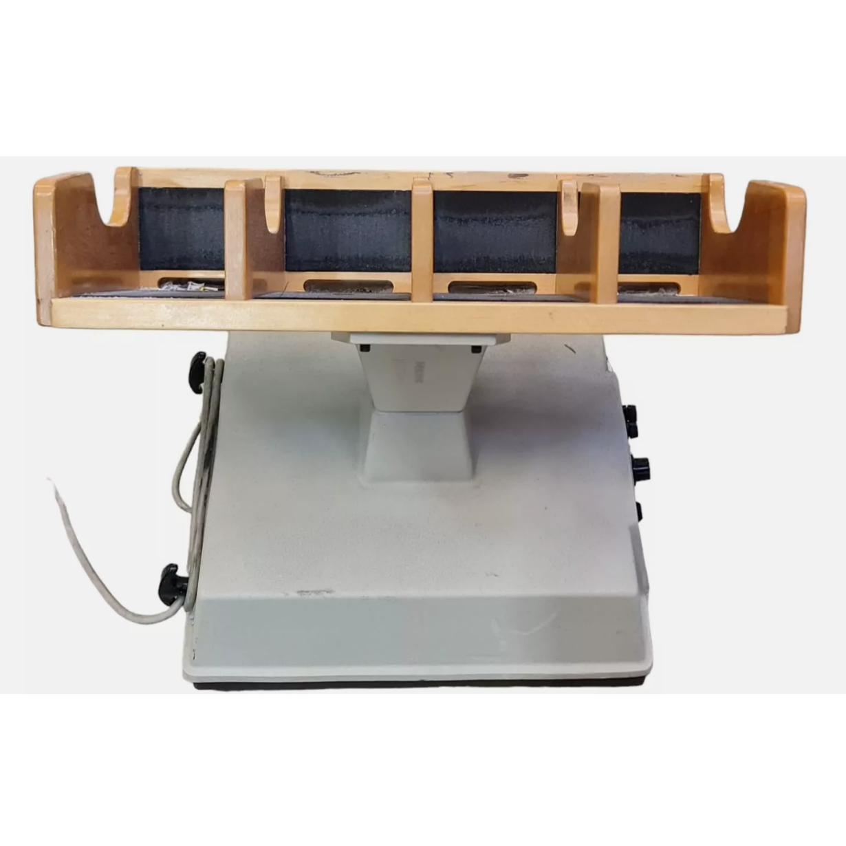 FMC SYNTRON J-50-B PAPER JOGGER 4 COMPARTMENTS TILT RACK 220V 2A