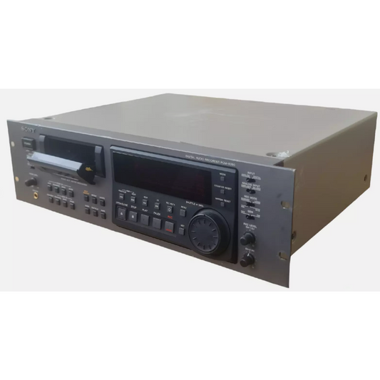 SONY PCM-R700 ANALOG/DIGITAL AUDIO RECORDER RACK MOUNTABLE