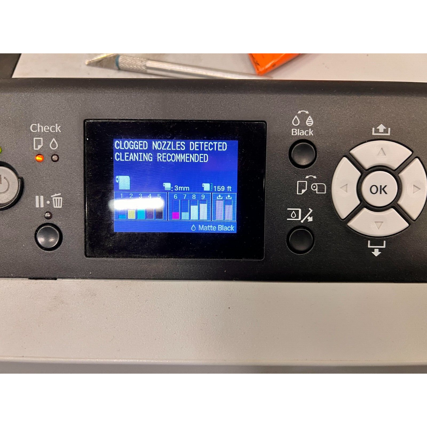 EPSON STYLUS PRO 9890 PHOTO 44" WIDE LARGE FORMAT NETWORK PRINTER PLOTTER K126A