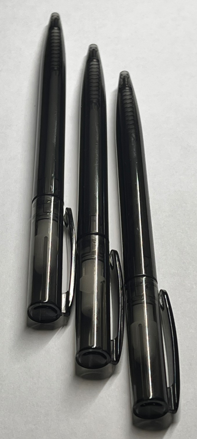 3X CHALLENGER FROST PLASTIC BODY CHANGABLE RIFILL SLEEK BLACK BALL PEN