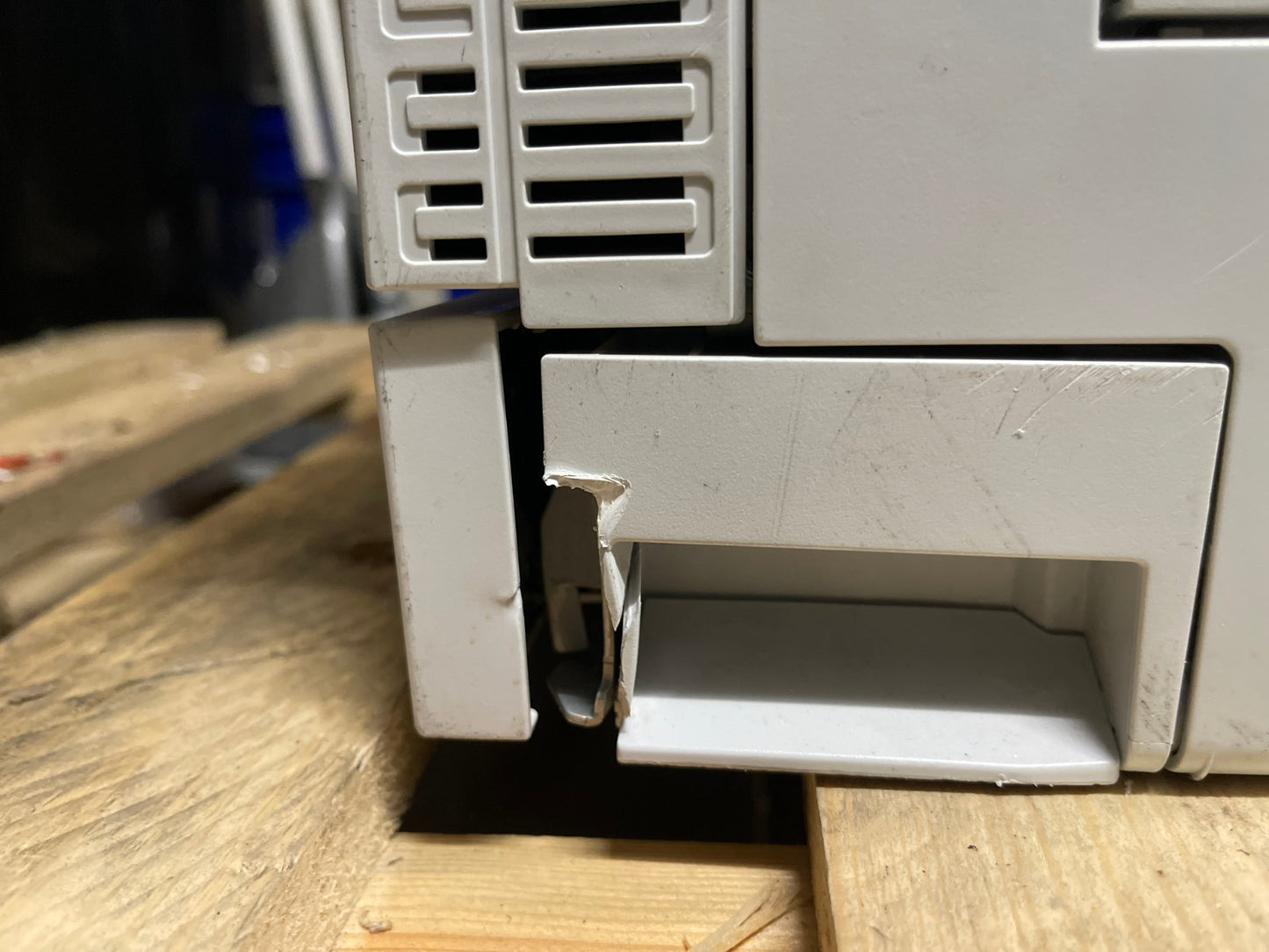 HP LASERJET CP5225DN A3 COLOR PRINTER AUTO DUPLEX NETWORK USB 20PPM WIDE FORMAT