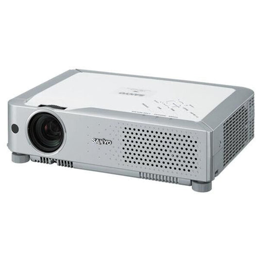 Sanyo PLC-XU74 3LCD Projector / 210 Lamp Hour / No remote / With Bag