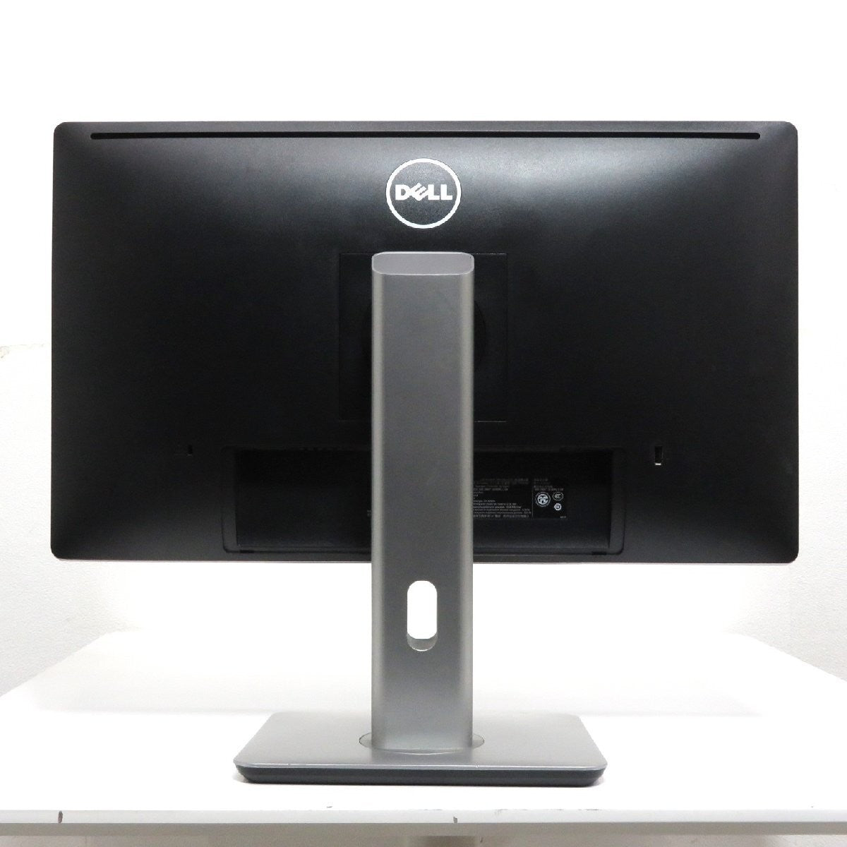 DELL P2415QB 23.8" ULTRA HD 4K 3840X2160 LCD MONITOR DISPLAY PORT HDMI