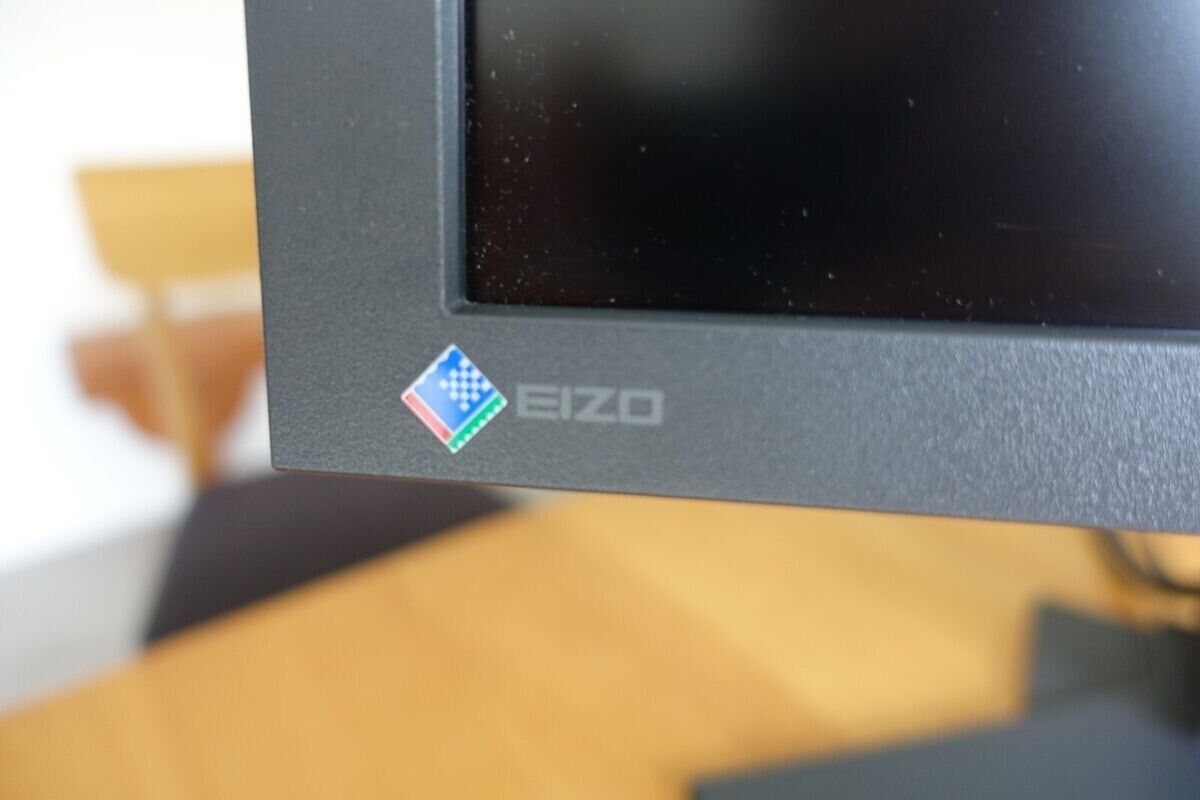 EIZO COLOREDGE CG241W PRO MONITOR  24" PROFESSIONAL DISPLAY WITH STAND HDMI