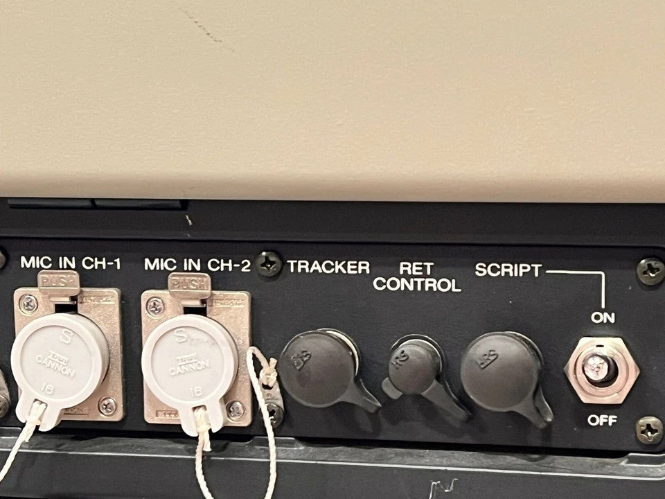 SONY BVP-375 BROADCASTING CAMERA 3CCD FUJINON-TV 1:1.5/8.5-145 WITH STAND